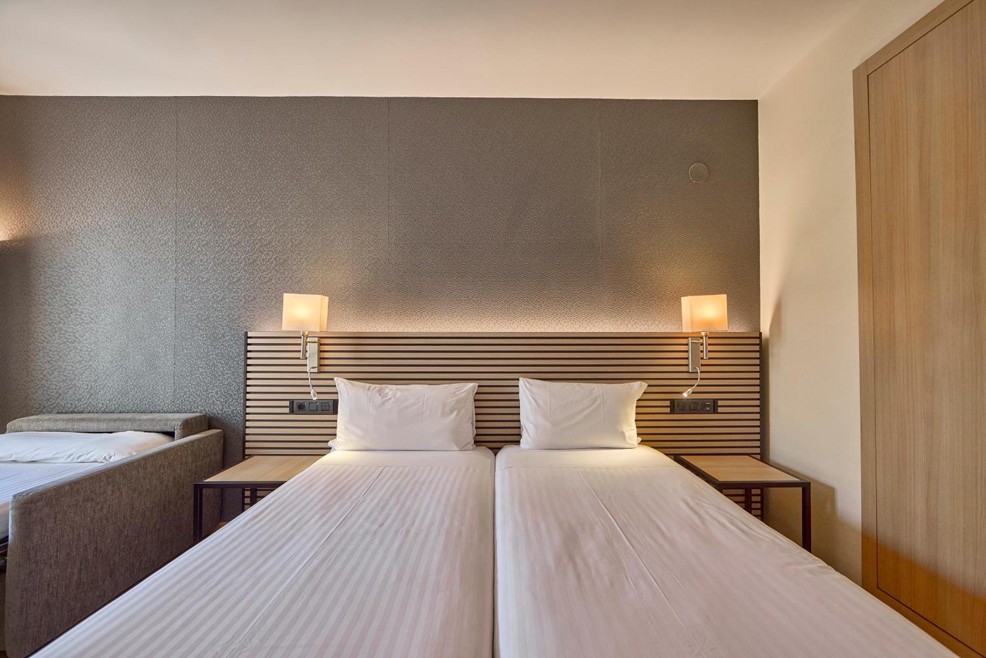 Civis Jaime I Hotel Castellon de la Plana Bagian luar foto